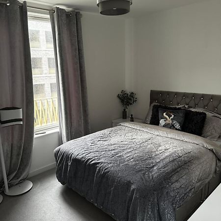 Barking Riverside Thamesmead  外观 照片